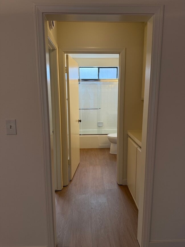 Building Photo - 12011 Rochester Ave