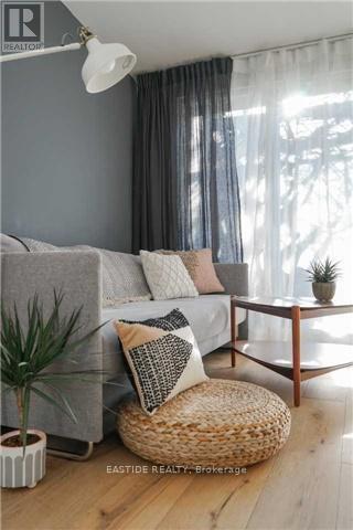 Building Photo - 194 Major St