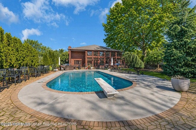 Foto del edificio - 13 Valley Forge Rd