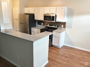 A1 - 1 BR, Upgraded - Oakbridge