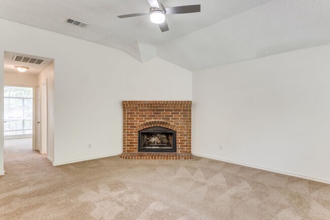 Foto del edificio - 1523 Wayside Dr