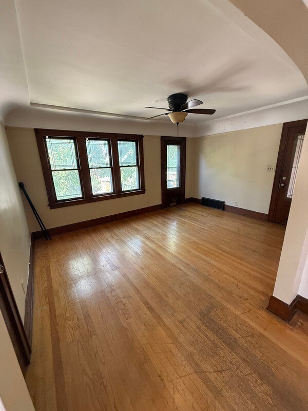 Building Photo - 2512 N 61st St