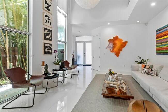 Foto del edificio - 2248 SW 16th Ct
