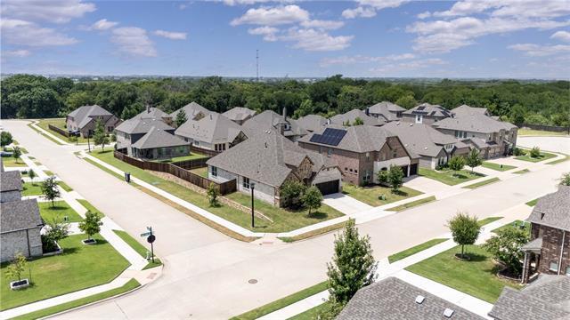 Foto del edificio - 220 Lake Cove Dr