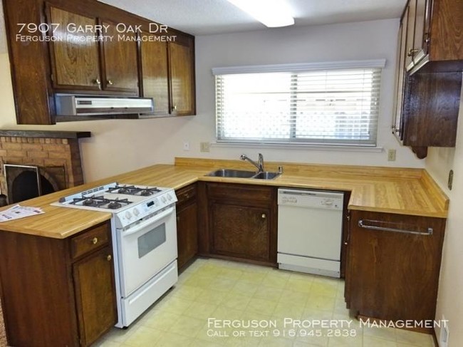 Foto del edificio - 3 bedroom in Citrus Heights CA 95610