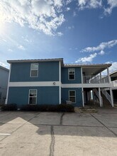 Building Photo - 9127 Laird St