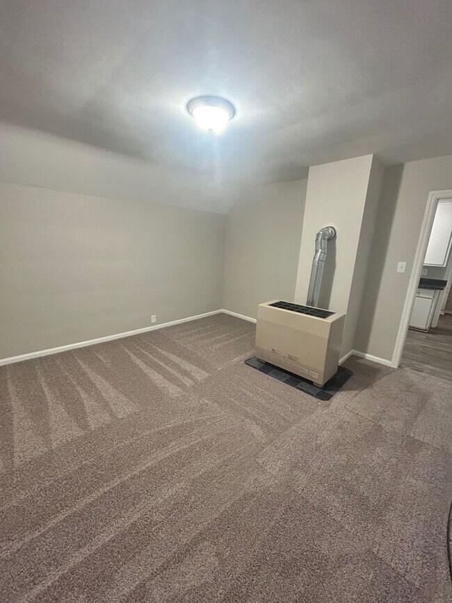 Foto del edificio - 815 12th St NW