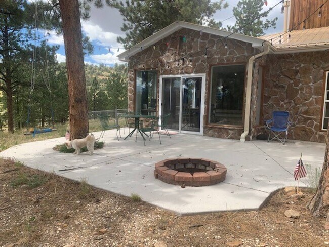 Building Photo - 1680 Keepsake Loop