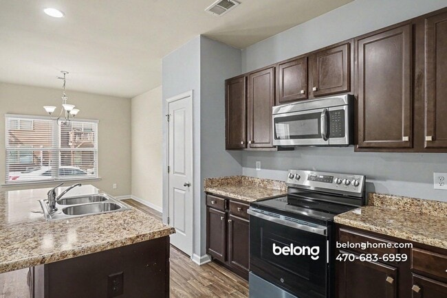Building Photo - 3335 Blue Springs Walk