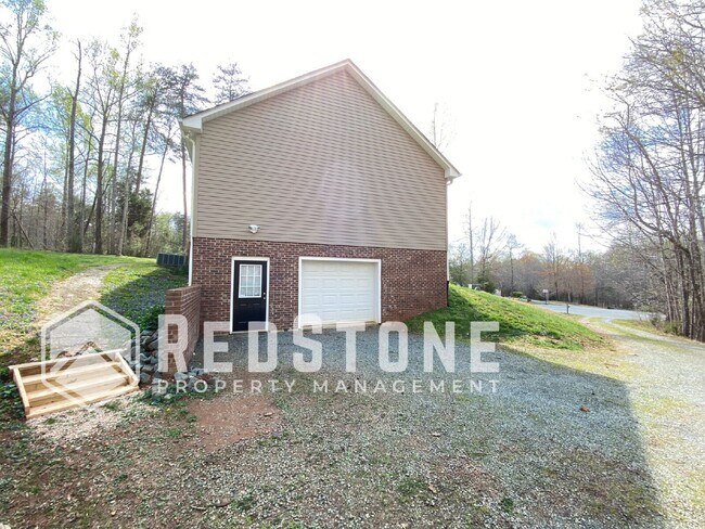 Foto del edificio - 3903 Johns Creek Dr
