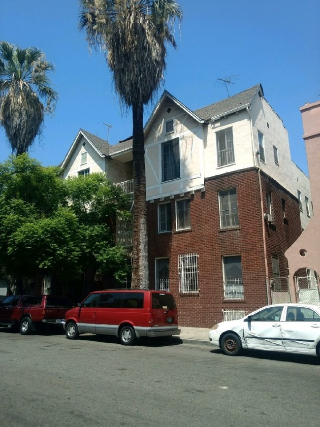 Building Photo - Ingraham Apartments