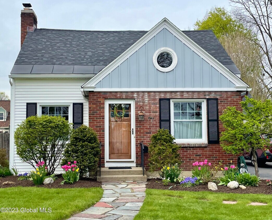 Primary Photo - 71 5th Ave