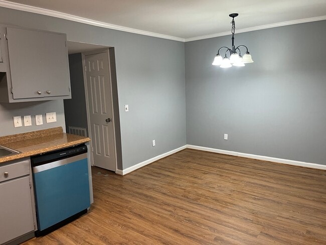 Foto del edificio - 609 Cahaba Manor Ln