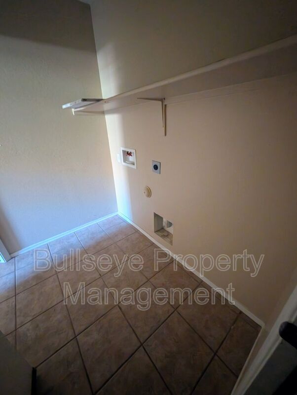 Foto del edificio - 45553 W Sky Ln