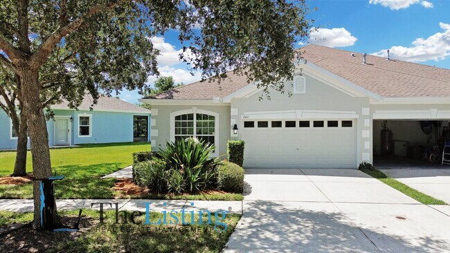 Foto del edificio - 7411 Surrey Wood Ln