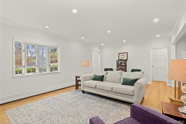 Foto del edificio - 152 Forest Dr