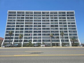 Building Photo - 7310 Seawall Blvd