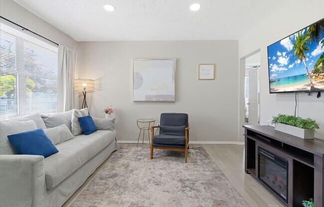 Foto del edificio - Charming Sarasota Retreat –4-Bedroom/3-Bathroom Modern Pool Home Near Everything!