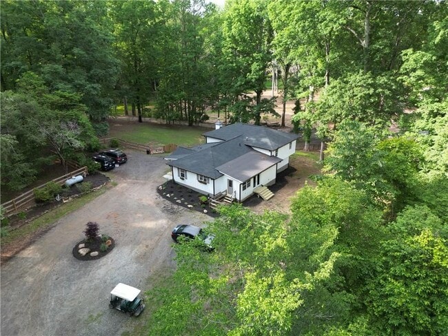 Building Photo - 6290 Cascade Palmetto Hwy