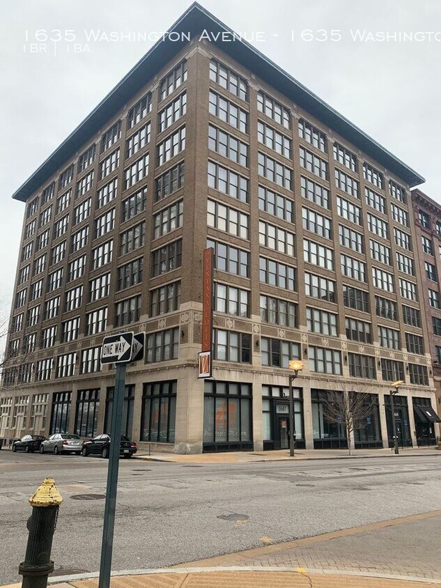 Primary Photo - Spacious downtown loft