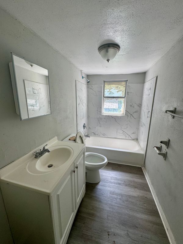 Foto del edificio - 1760 Audubon St