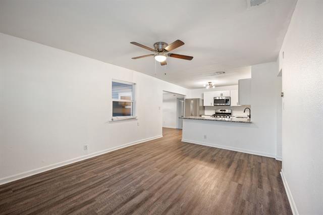 Foto del edificio - 4452 Fletcher Ave