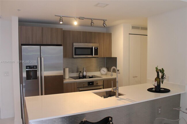 Foto del edificio - 201 SW 17th Rd