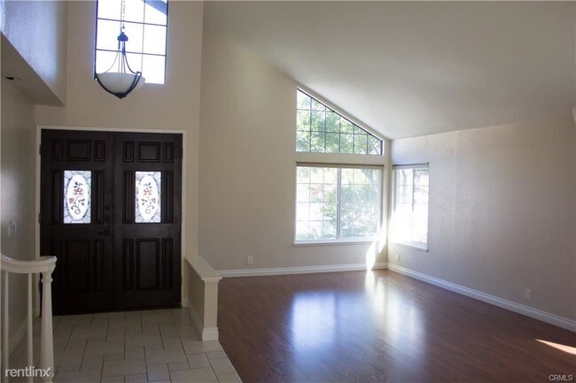 Foto del edificio - 5315 E Big Sky Ln