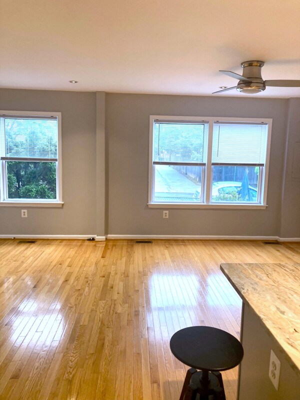 Photo - 1525 A St SE Apartment