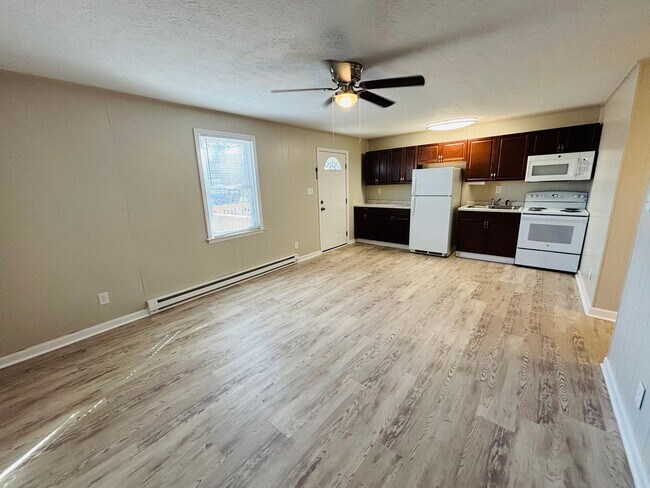 Foto del edificio - 1470 Roanoke St