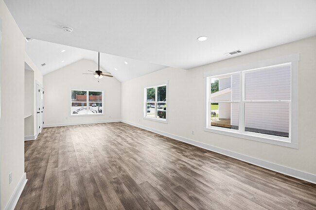 Foto del edificio - 135 Edgewood Ave