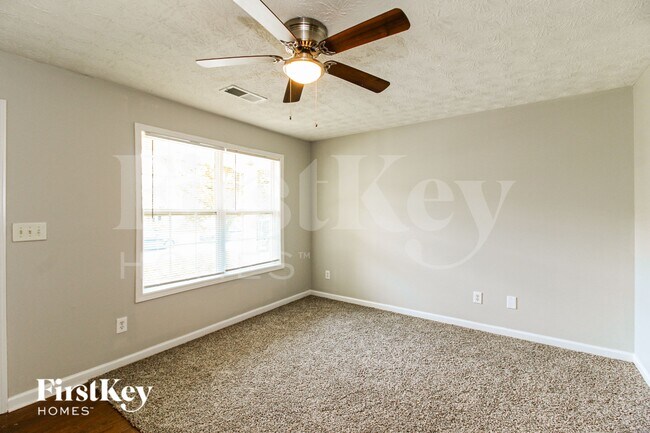 Foto del edificio - 6108 Ruth St SW