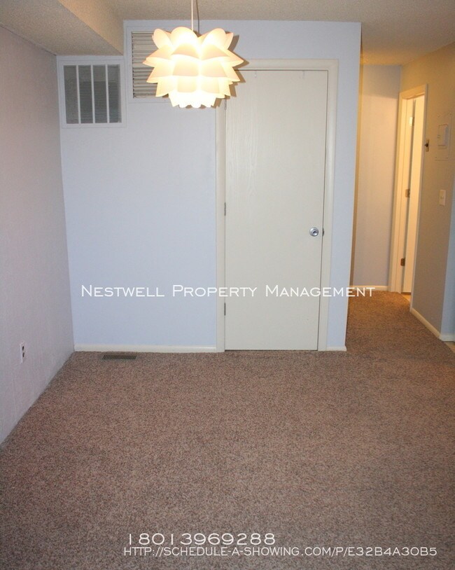 Building Photo - 3673 2200 W