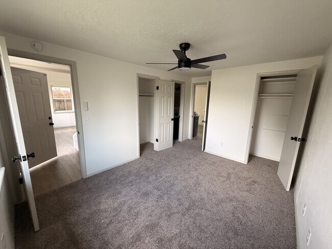 Foto del edificio - 912 SW 5th St