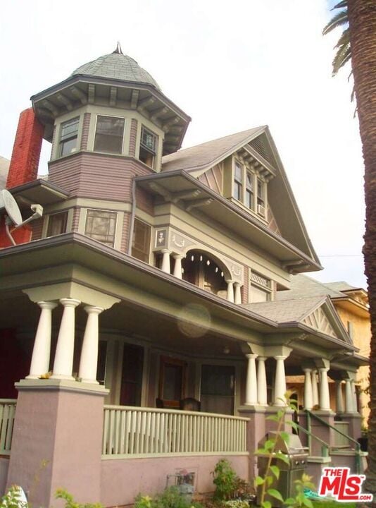 Building Photo - 1705 W 14th St
