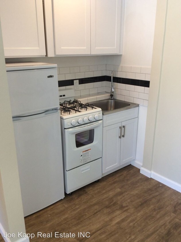 Foto principal - 245-247 E Barnett St