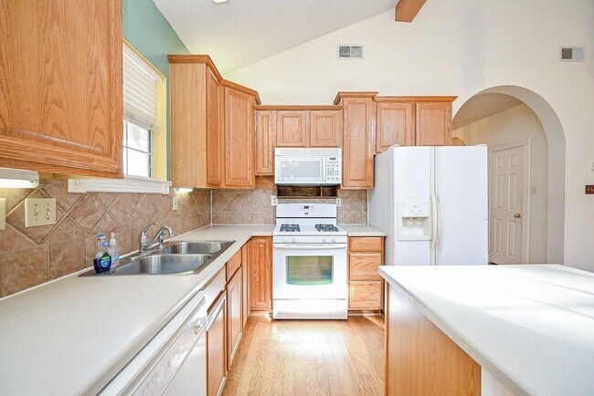 Foto del edificio - 26824 Victory Ln