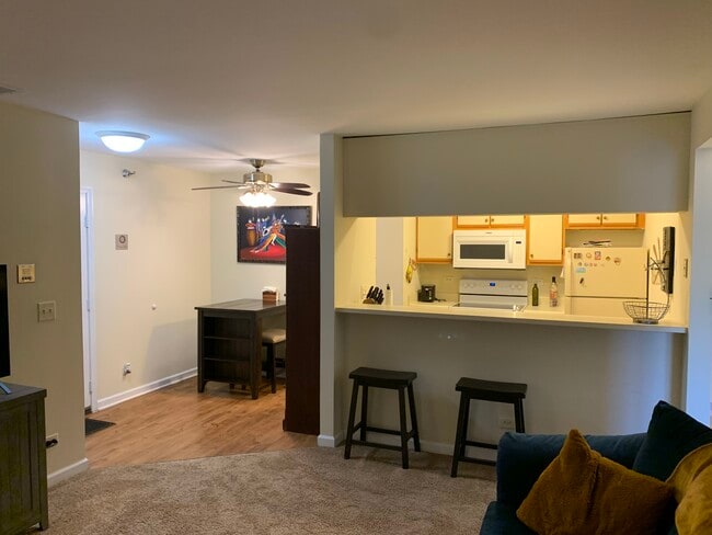 Foto del edificio - 212 Glengarry Dr