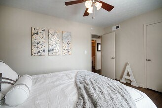 Interior Photo - Augusta Road Apartments