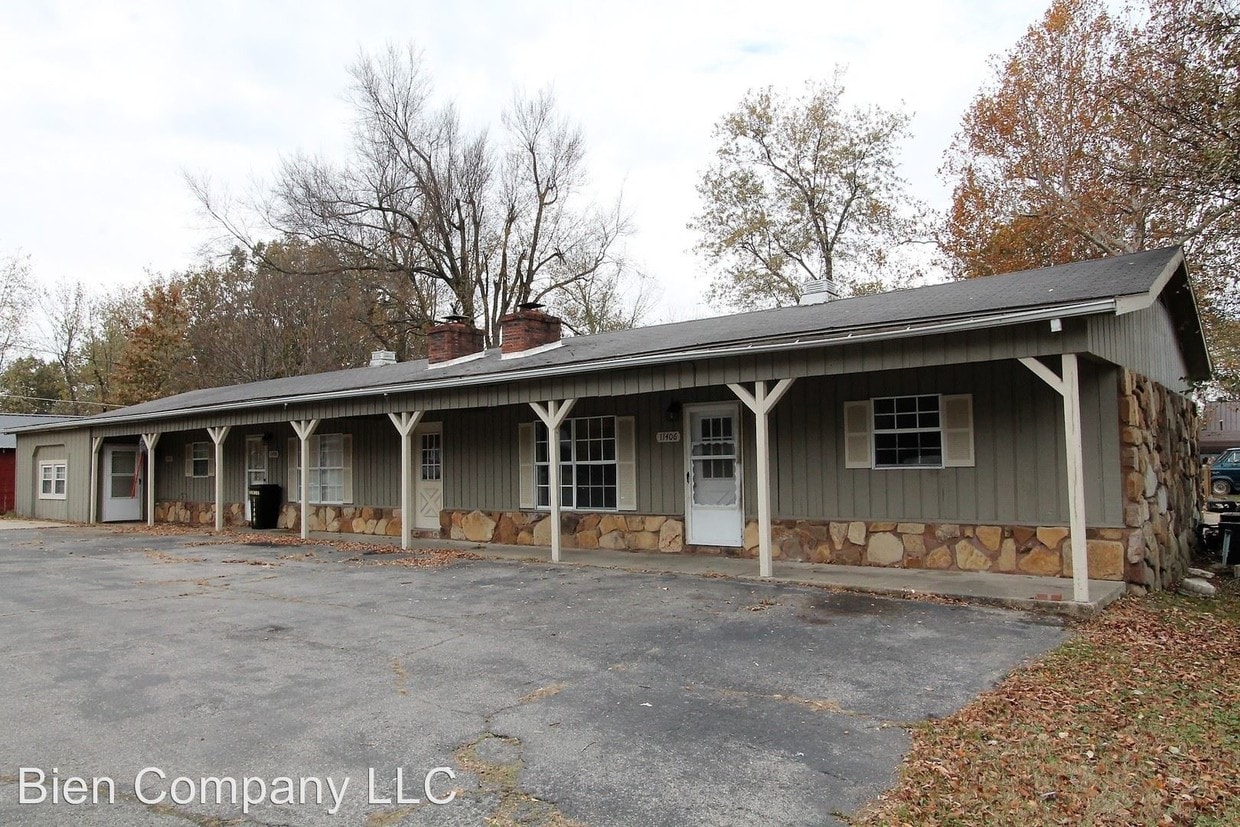 Primary Photo - 11410 S Lakeview Dr