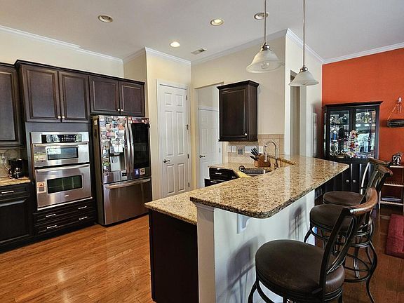 Building Photo - Build Equity While Leasing - Lease and Own...
