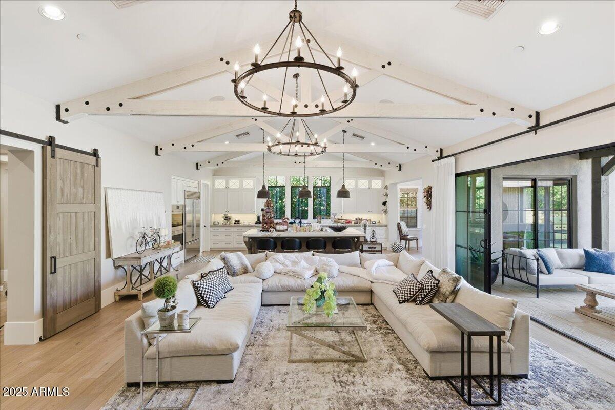 Foto principal - 10203 E Camelot Ct