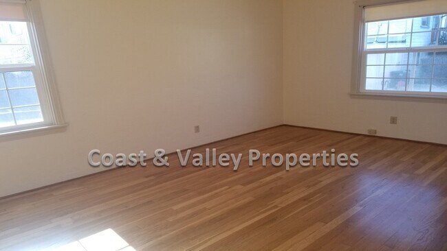 Foto del edificio - Wonderful South Salinas Home for RENT!!!