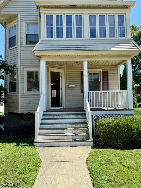 Foto del edificio - 35 Burnside Ave