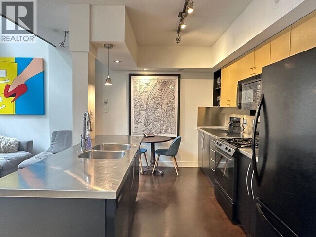 Photo du bâtiment - 1238 Richards St