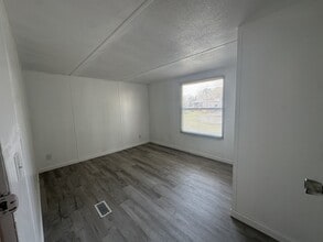 Building Photo - 8004 Reynolda Rd