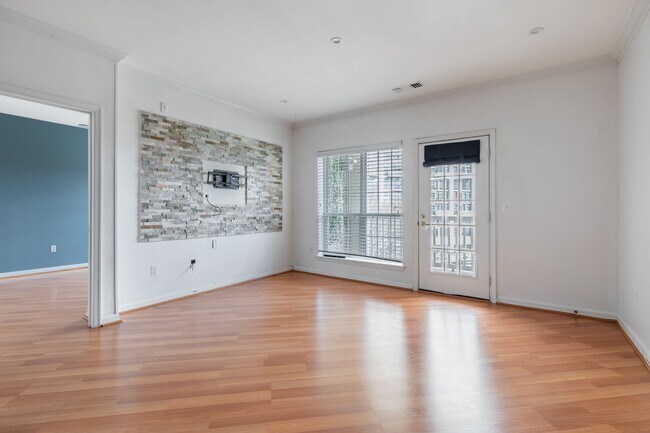 Foto del edificio - 4551 Strutfield Ln