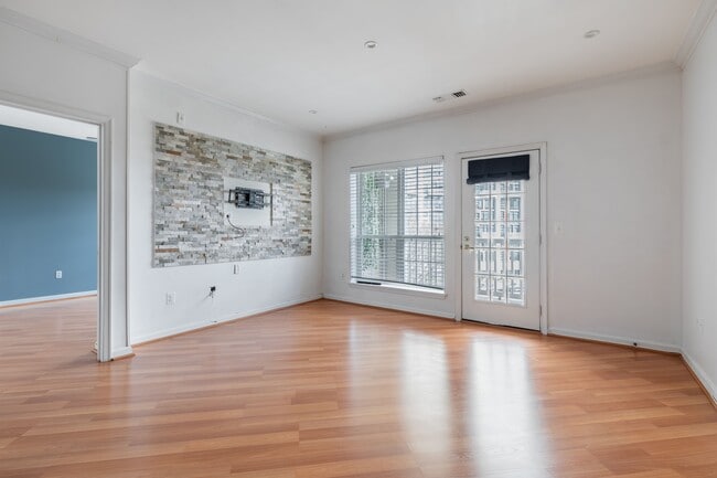 Building Photo - 4551 Strutfield Ln