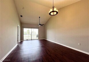 Building Photo - 950 Hancock Creek S Blvd