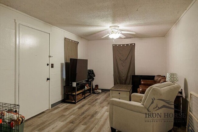 Foto del edificio - 123 Hollie St